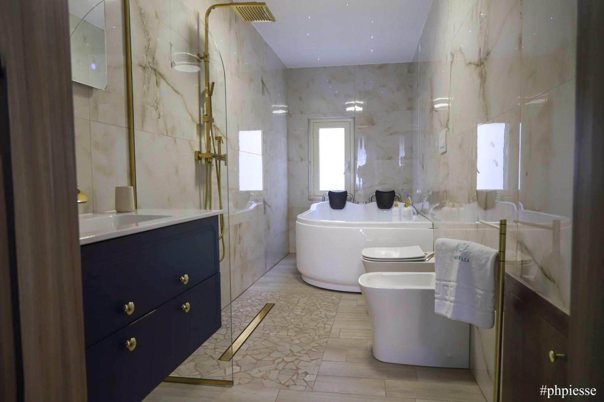 Emerella Luxury Suites-Siderno Lungomare Exterior photo