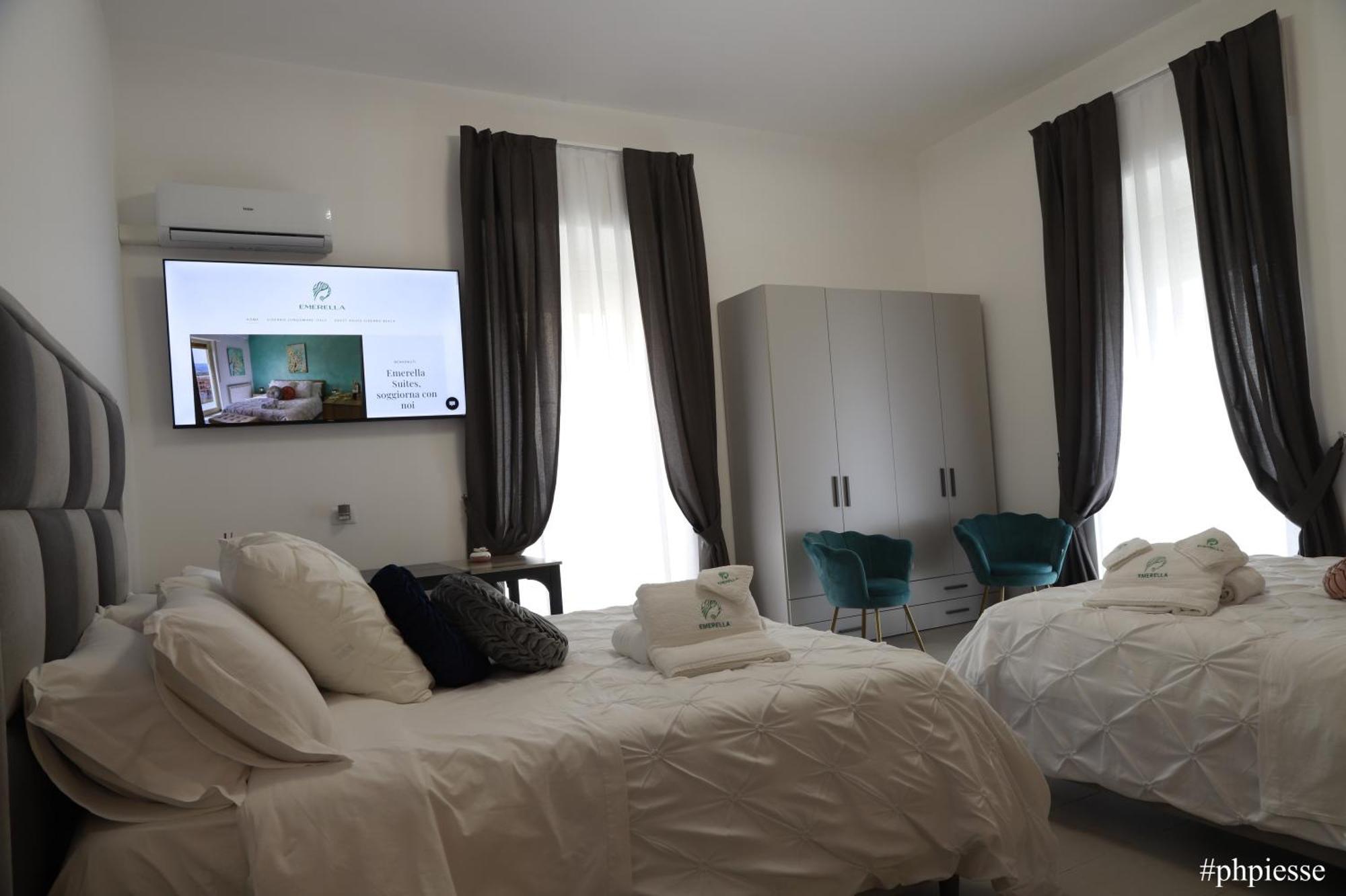 Emerella Luxury Suites-Siderno Lungomare Exterior photo